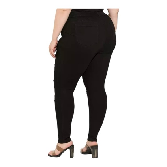 Torrid Distressed Bombshell Skinny Premium Stretch High-Rise Jeans  - Size 18 - Picture 9 of 13